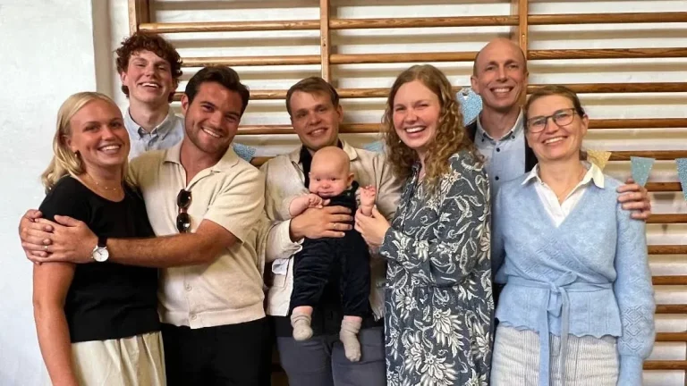 Peter Skov with his family
